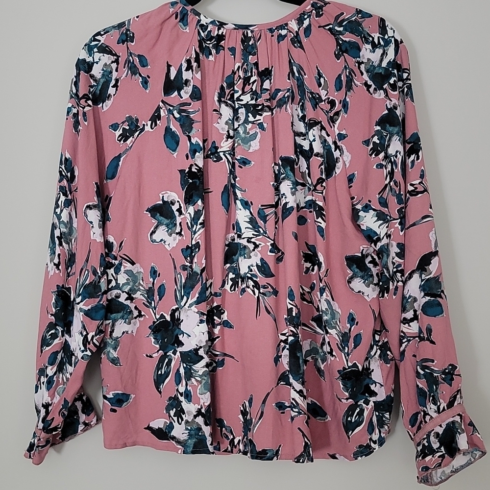 Splendid Rose Floral Blouse - Picture 11 of 11